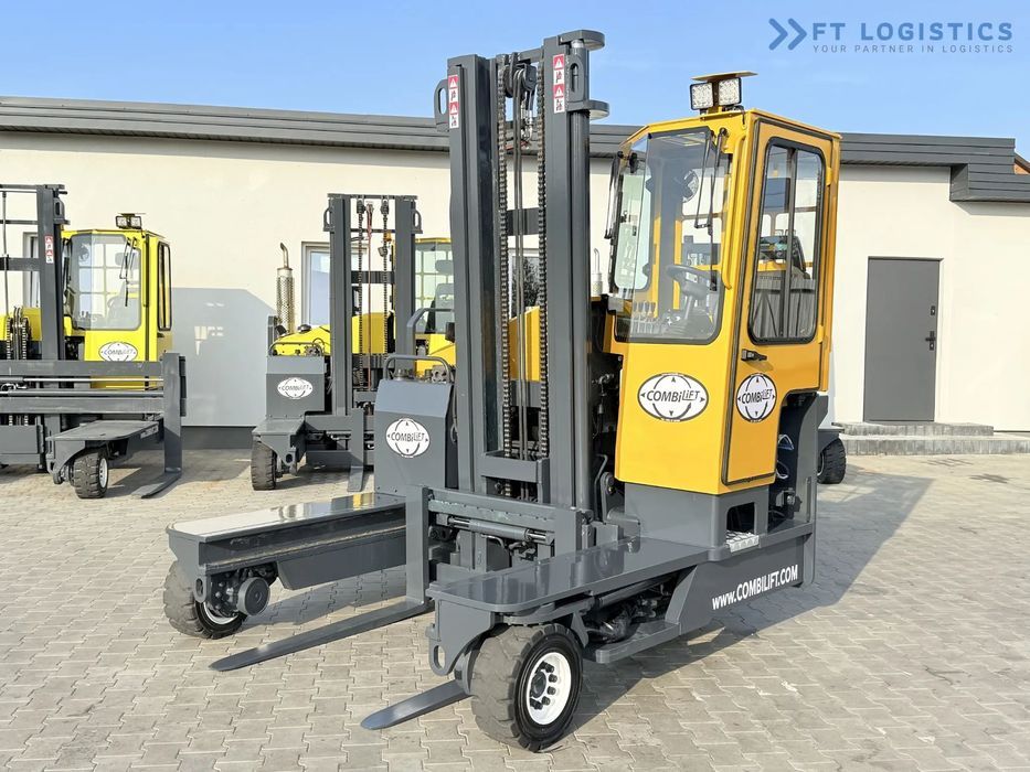 Combilift WÓZEK CZTEROKIERUNKOWY - WIELOKIERUNKOWY C4000 / GAS / DUPLEX 4500MM /JEDYNE 6604 MOTOGODZIN /  PRZESUW WIDEŁ / PEŁNA KABINA / STAN IDEALNY / Szeroka oferta wózków czterokierunkowych i bocznych, dopasowanych do różnorodnych potrzeb i zastosowań