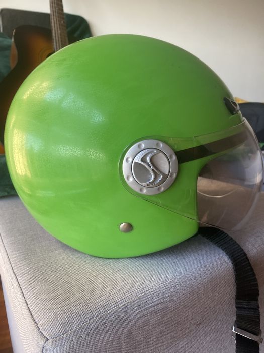 Capacete bem conservado S