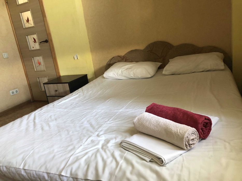 Здам Квартиру подобово, потижнево 2-к в центрі біля парку