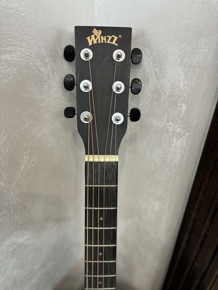 Акустична гітара Winzz