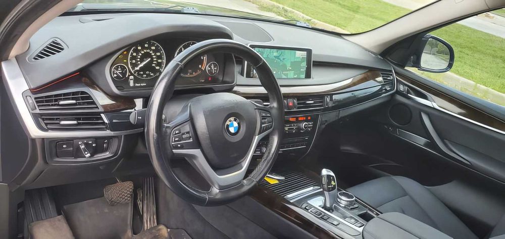 BMW X5 xDrive35d      2014