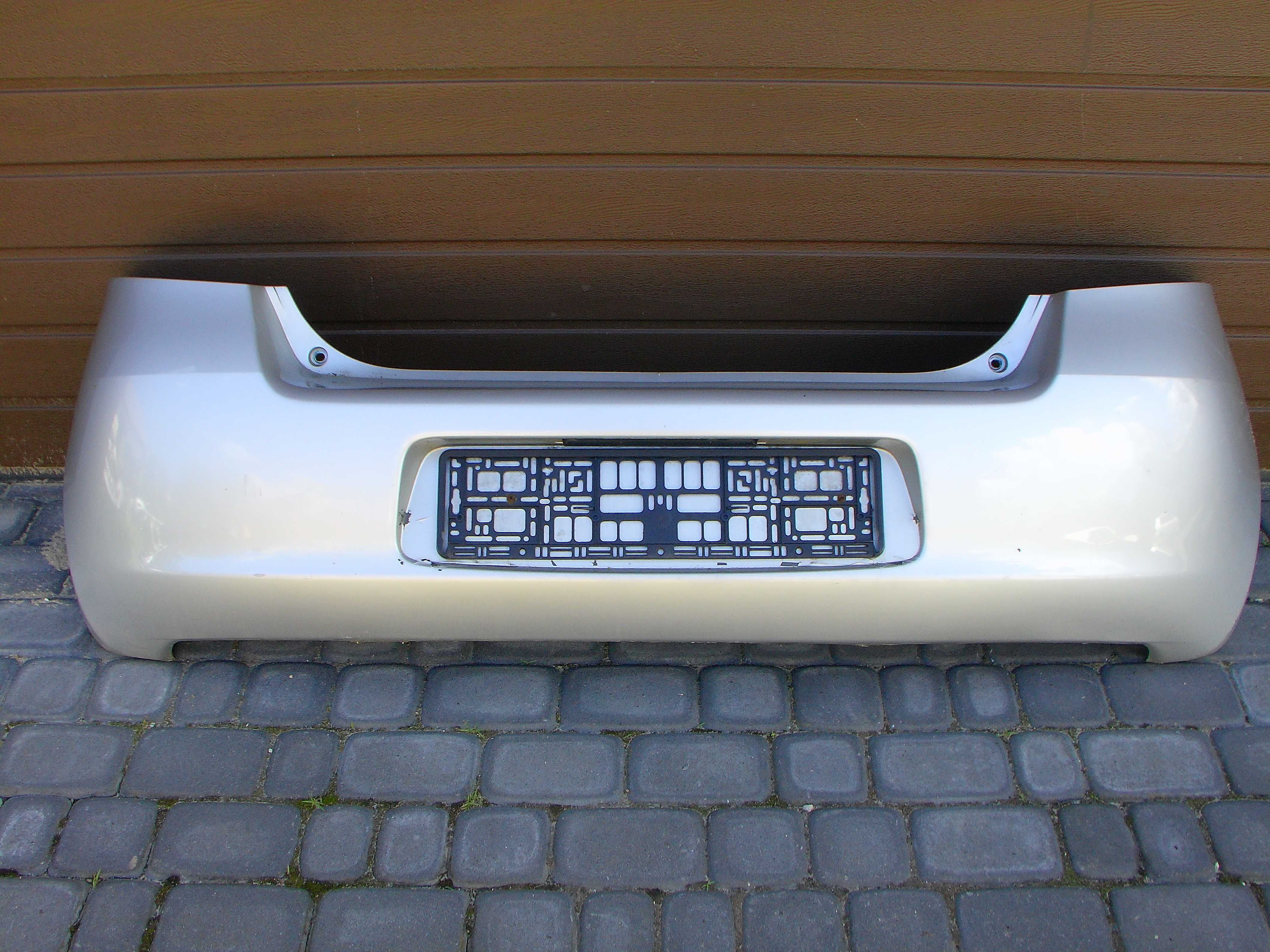 Toyota yaris II 06-09 zderzak tył kol 1F7