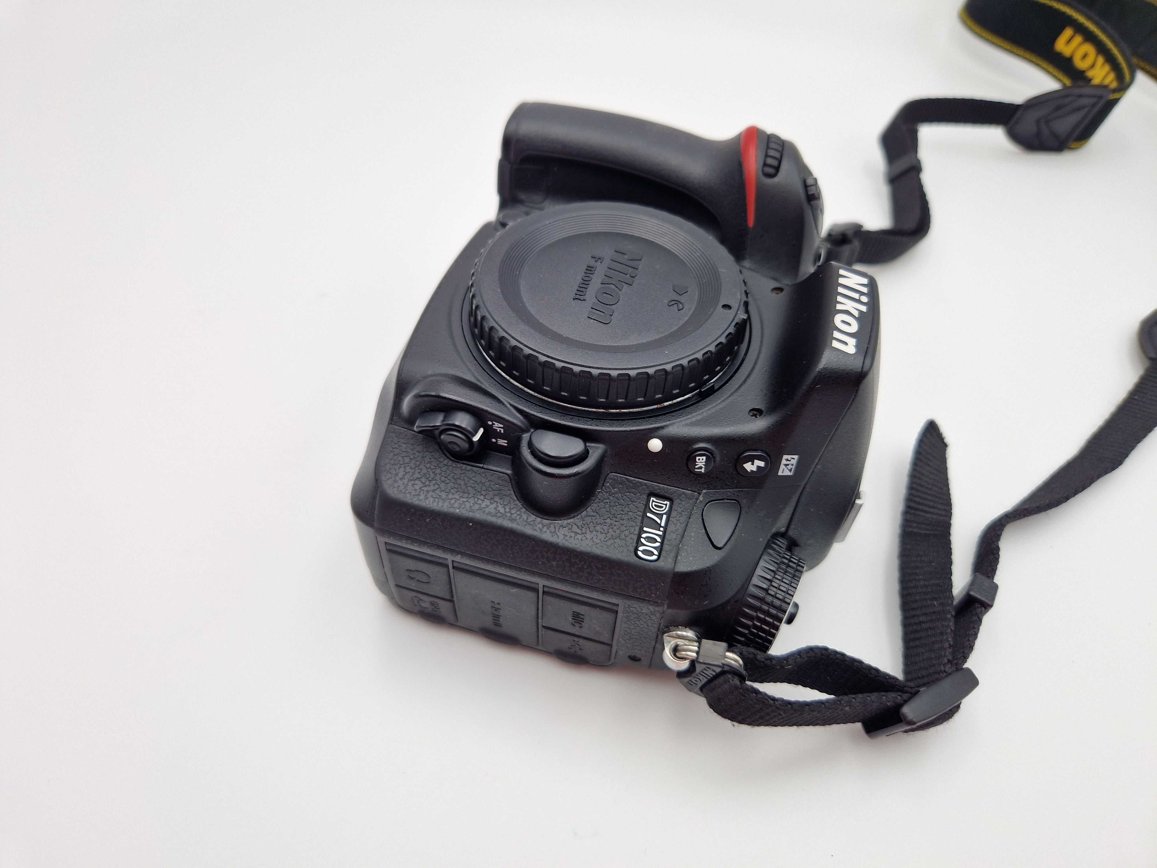 .Aparat Nikon D7100 body - 32GB - 18 tys. zdjęć - świetna lustrzanka