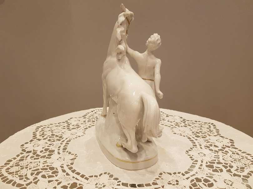 Figurka "Mężczyzna i koń", porcelana Carl Scheidig Gräfenthal.