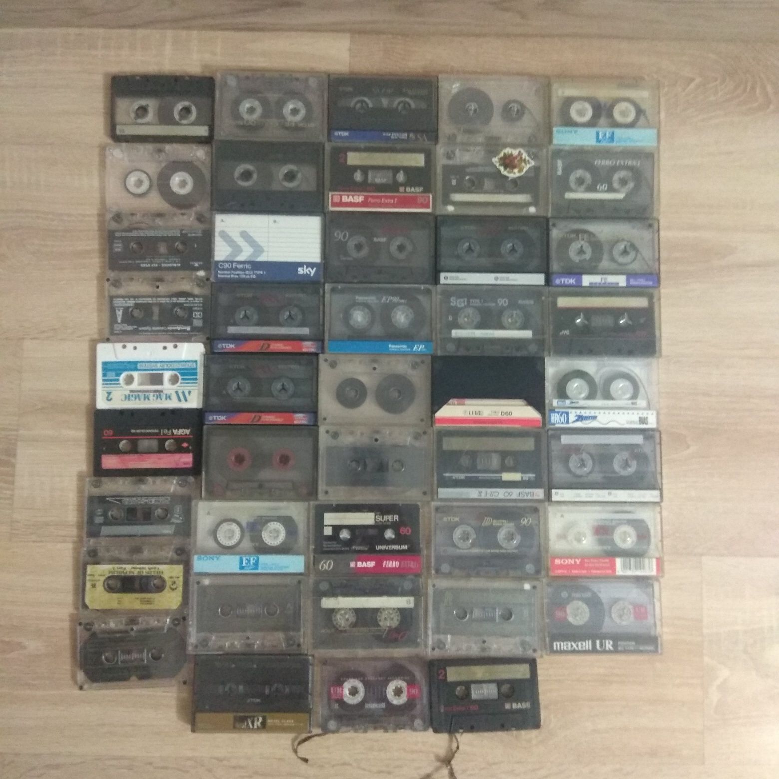 44 kasety magnetofonowe Nowe i używane