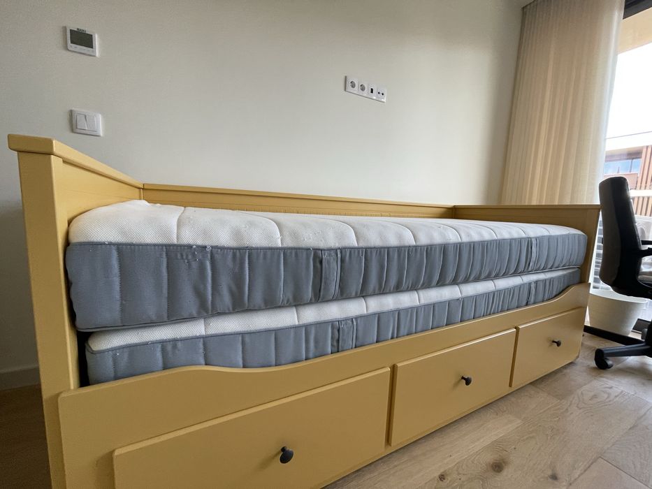 Cama dupla amarela 90x200cm IKEA