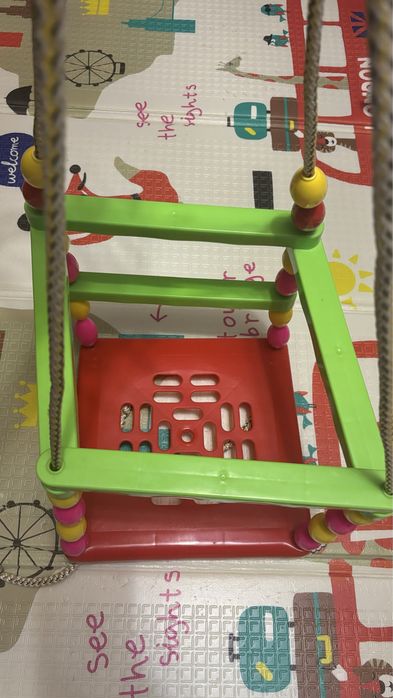 Гойдалки для дітей