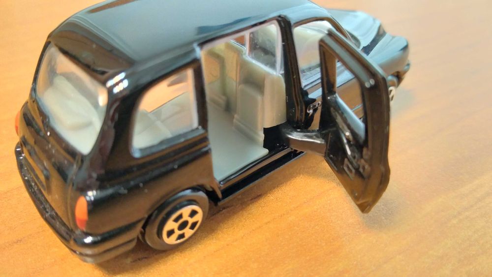 London Taxi TX1 Corgi 1:64