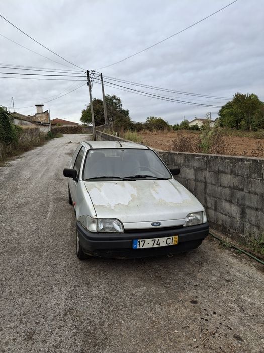 Vendo ford fiesta 1.8d