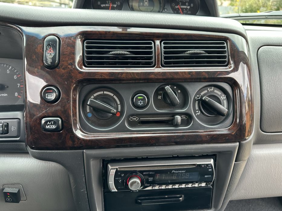 Продам Mitsubishi Pajero Sport на автомате газ/бензин!