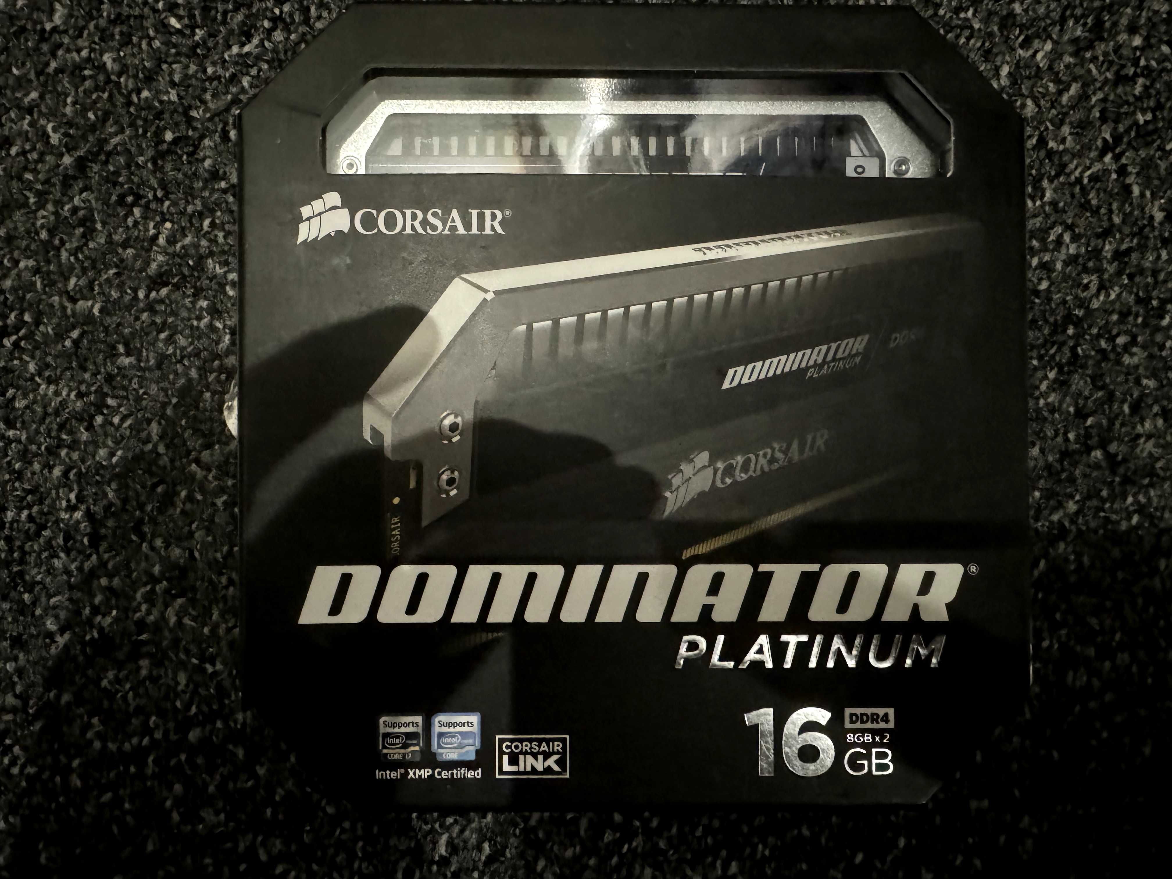 Ram Corsair dominator 16gb, 3000Mhz, DDR4