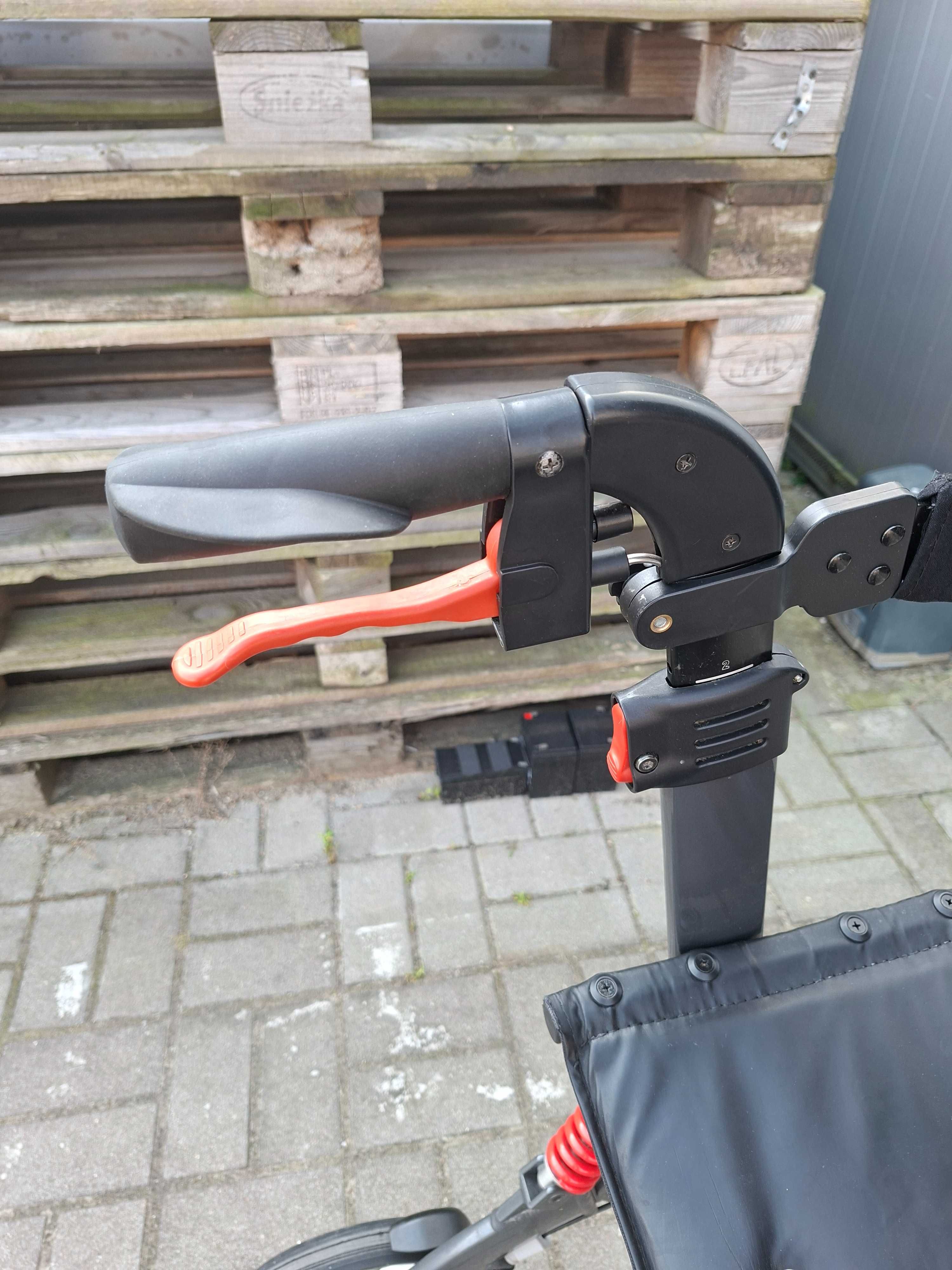 Balkonik Rollator Chodzik aluminiowy lekki składany siedzisko oparcie