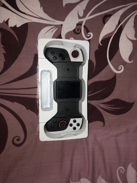 Cooling game controller