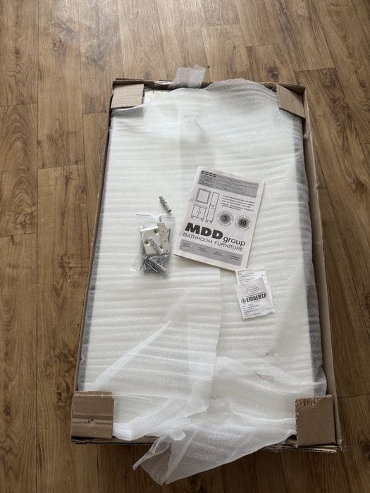 Навісний шафа-поличка-дзеркало у ванну 41*70