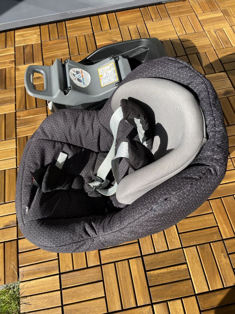 Maxi Cosi Pearl + baza isofix Familyfix