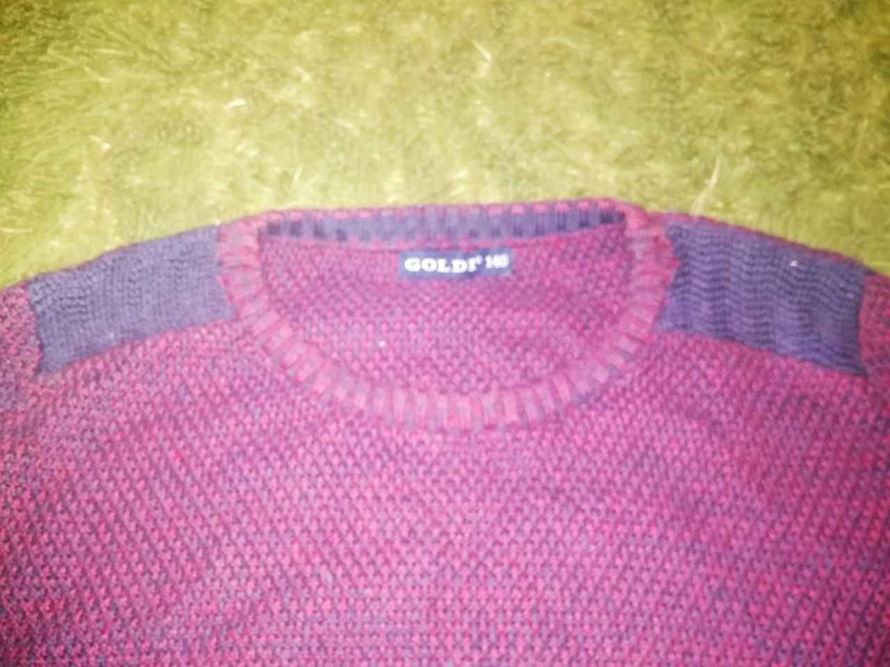 Продам реглан, тоненький светр 140см