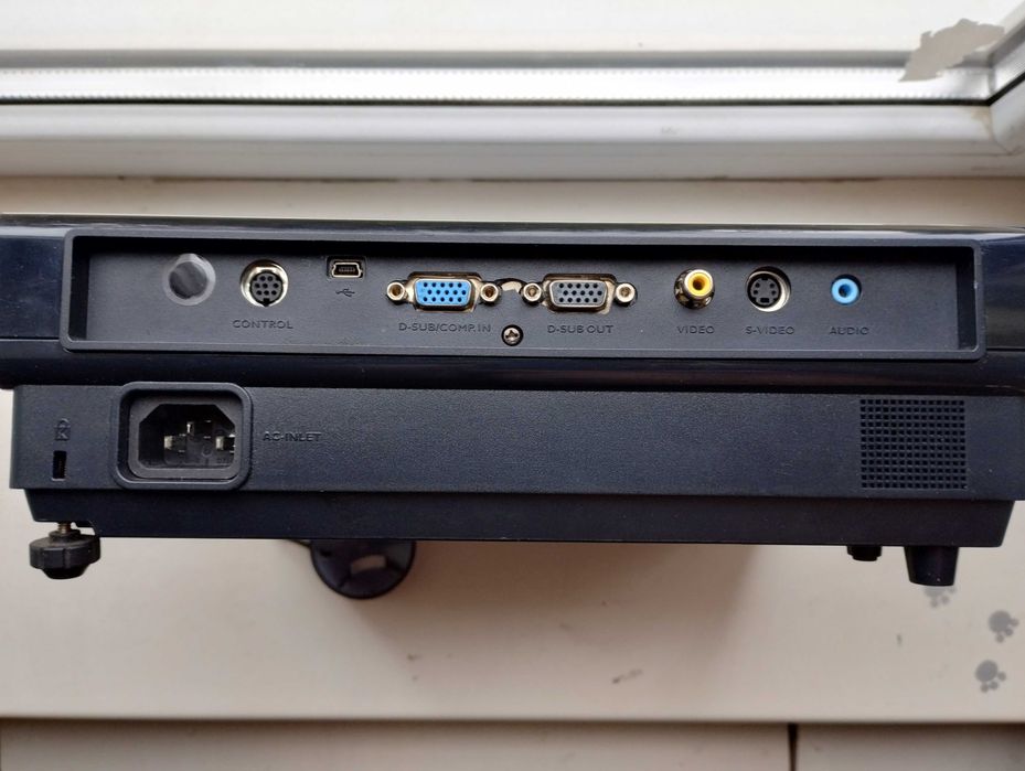 Проектор BenQ MP610