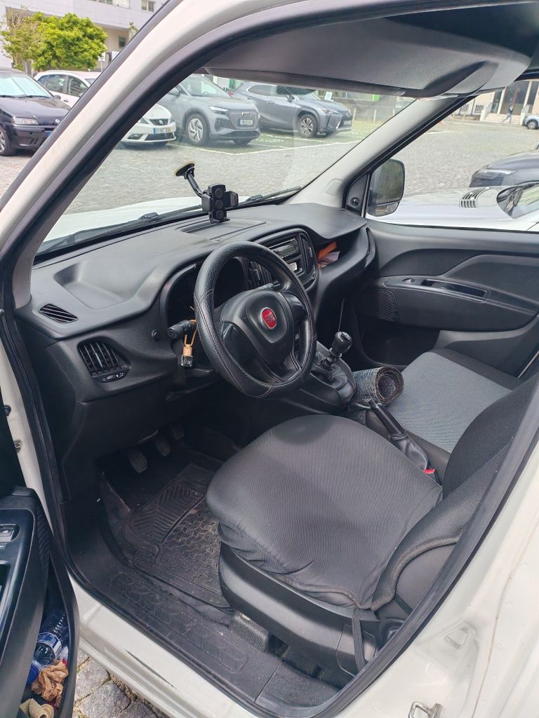Fiat Doblo XL 1.6 caixa fibrada