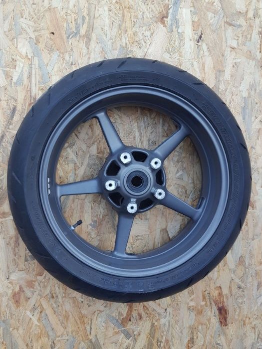 Super duke 990 KTM magneto dekiel zebatka oslona silnik przewod tryb