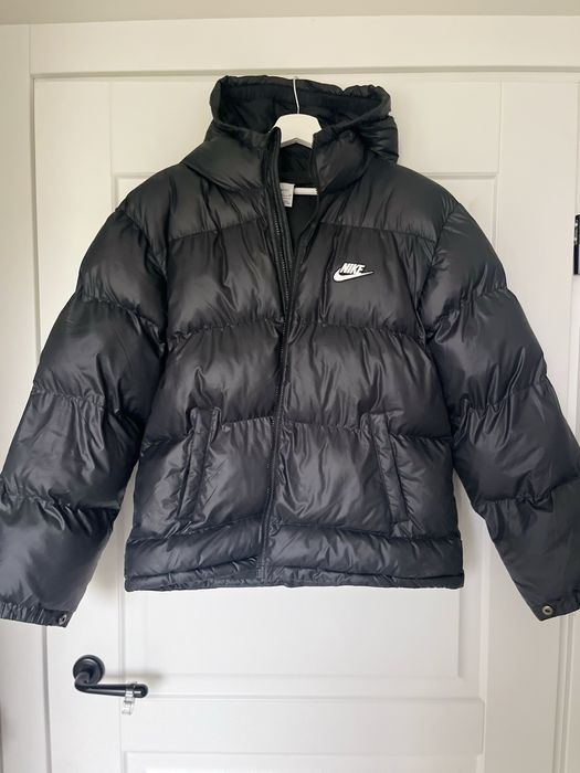 Kurtka zimowa Nike dla chłopca 158-170 cm XL