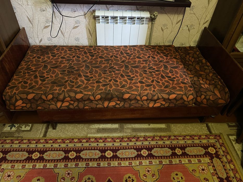 Диван кровать роздвижний б/у Самовивіз