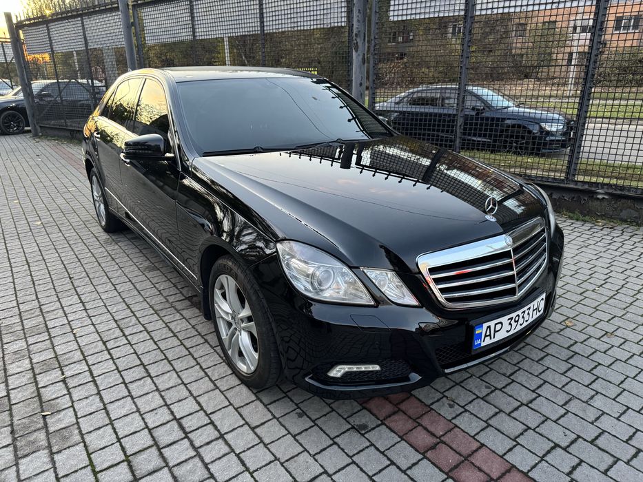 Mercedes Benz 212 3.0 Офіційний Газ Бензин