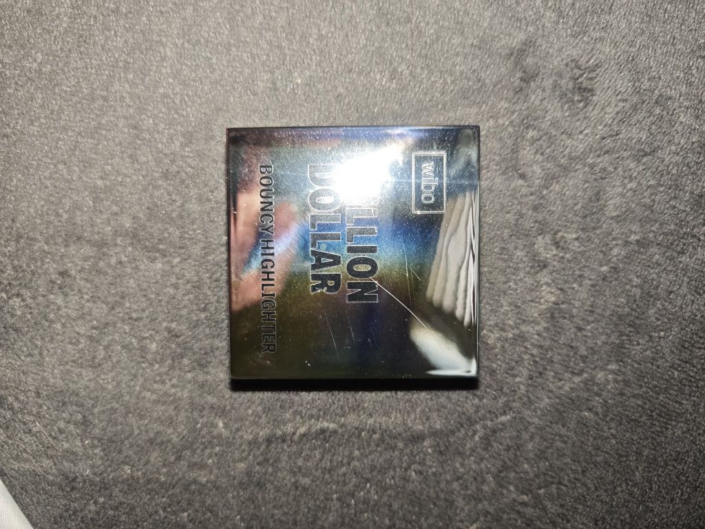 Wibo Million Dollar rozświetlacz
