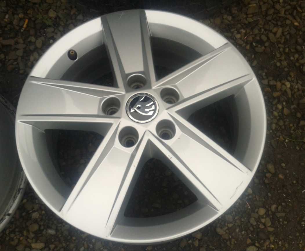 oryginalne felgi volkswagen golf caddy touran passat t-roc troc 5x112