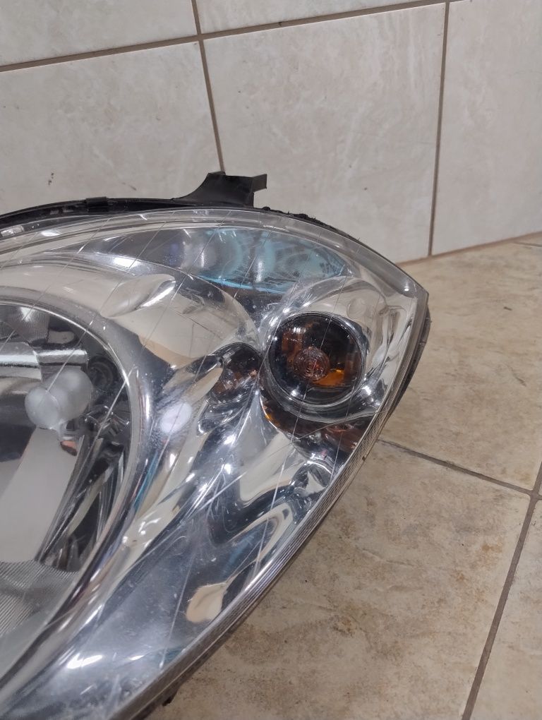 Lampa lewy przód Mercedes w169 Europa 04-08 wysyłka olx reflektor