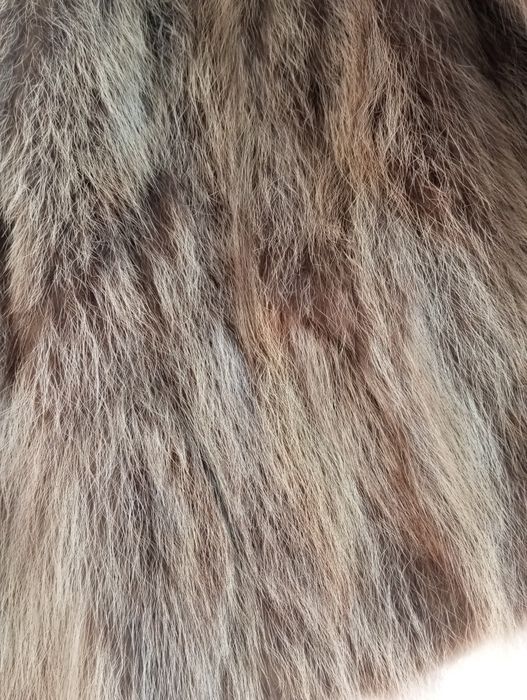 Розкішна жіноча шуба М/L