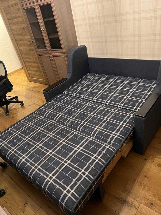 Диван новый 130*200