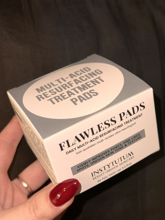 Пілінг-Пади FLAWLESS PADS Instytutum