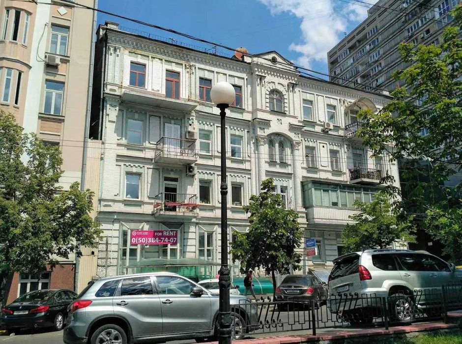 2К 56м Відмінна квартира в центрі міста. ТЕРМІНОВО