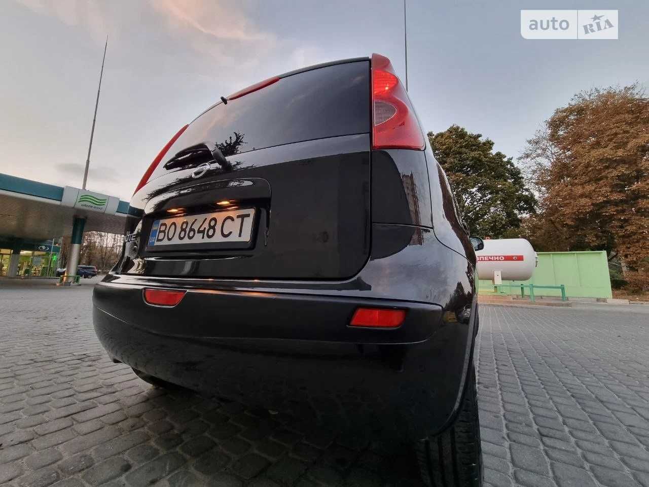 Автомобіль Nissan Note 2006