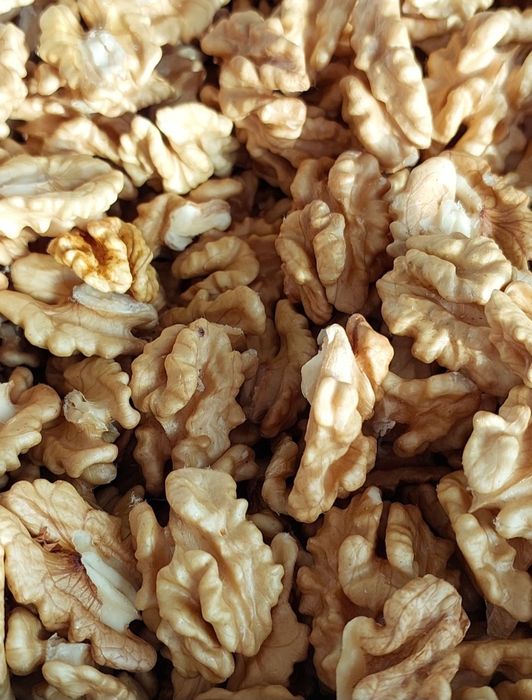 Продам грецькі горіхи 270грн/кг(метелик). Та 220грн/кг(мікс)Урожай 202