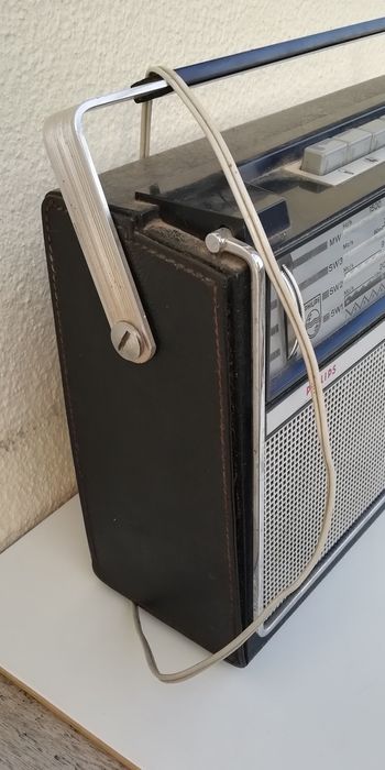 Rádio Portátil Philips All Transistor