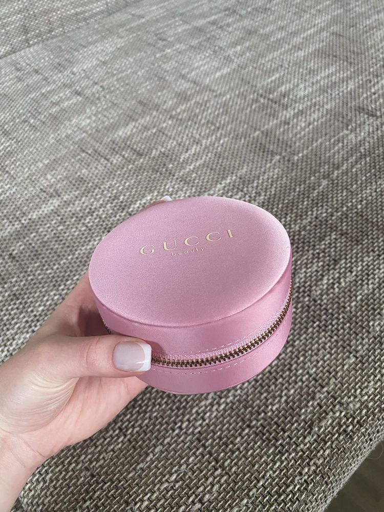 Szkatułka na biżuterię Gucci