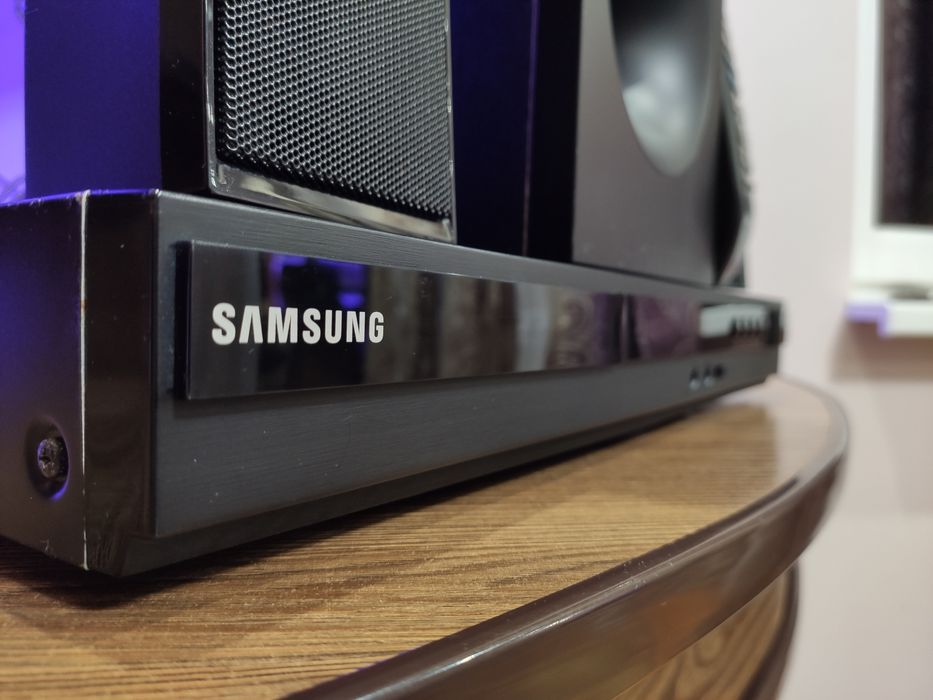 Домашній кінотеатр 5.1 Samsung HT‑D330 Акустична система аудіо медіа