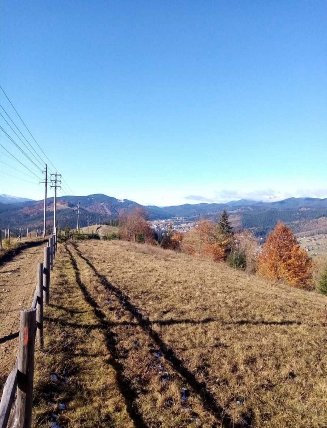 Продам земельну ділянку в с. Яблуниця