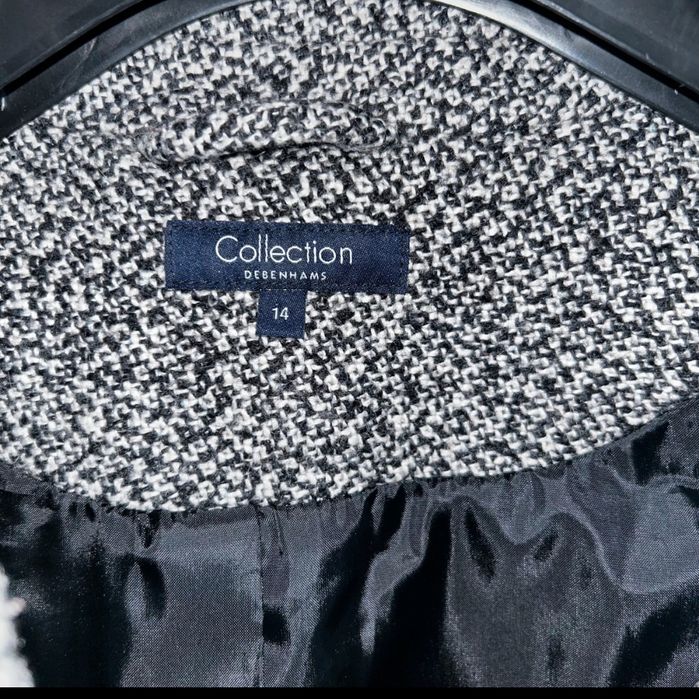 Płaszcz DEBENHAMS r. XL 14 eu 42 damski
Oryginalne -Nowe  
Rozmiar 39