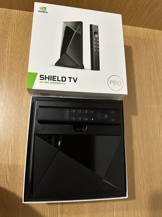 NVIDIA Shield TV Pro (2020) — повна комплектація, коробка, робоча