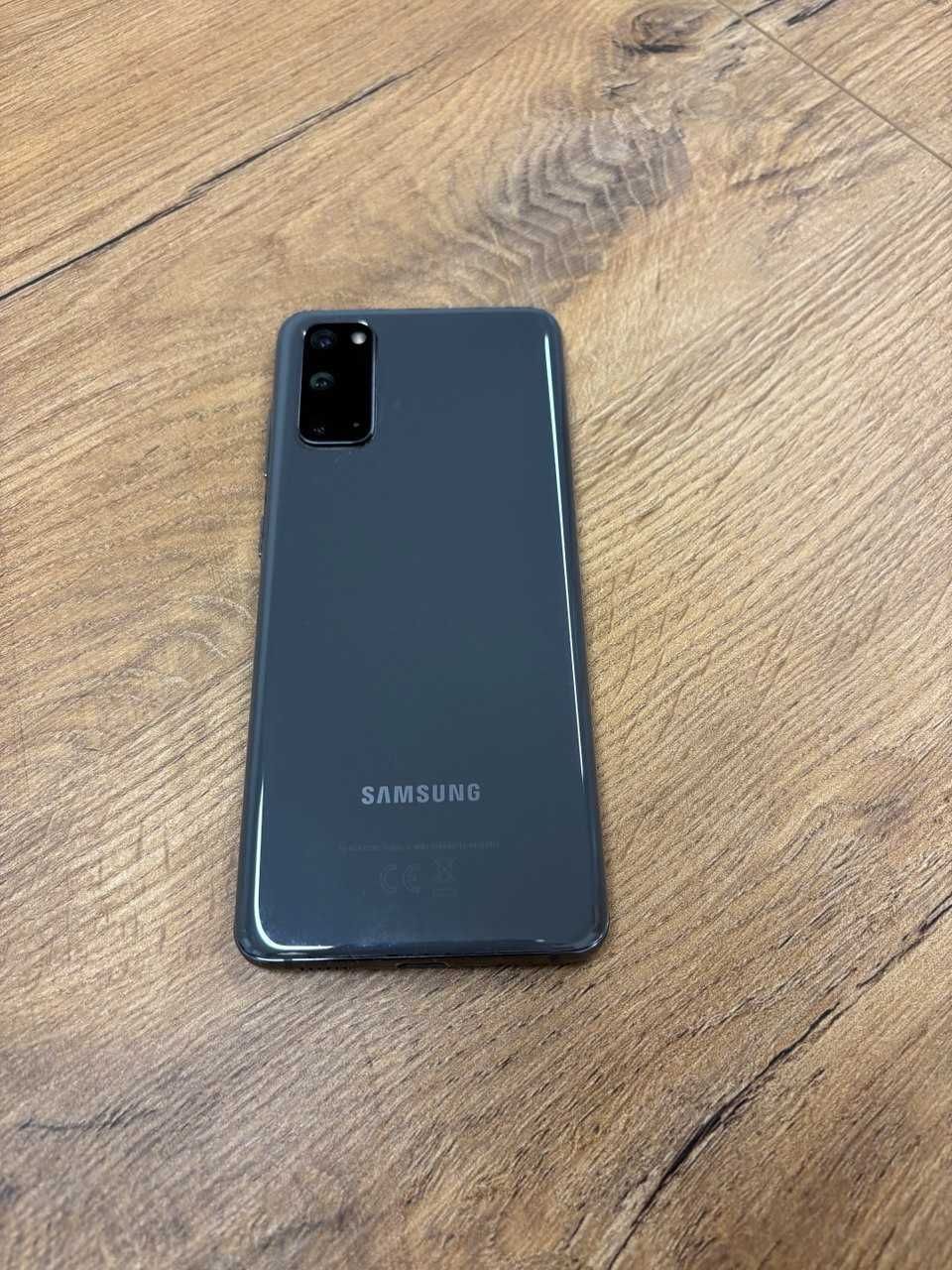 Samsung Galaxy S20 8/128GB Dual SIM, stan bardzo dobry