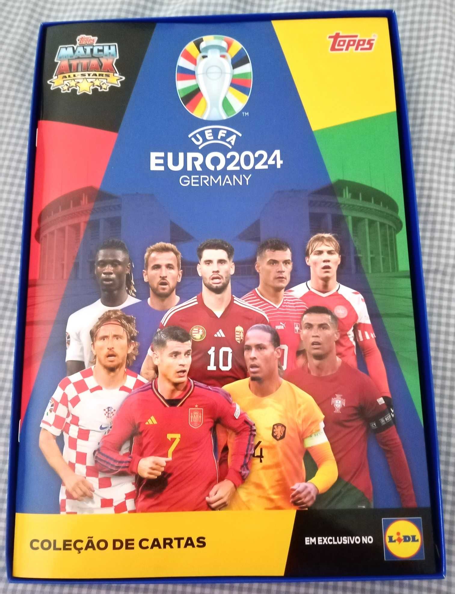 Caderneta Lidl Euro 2024 com caixa