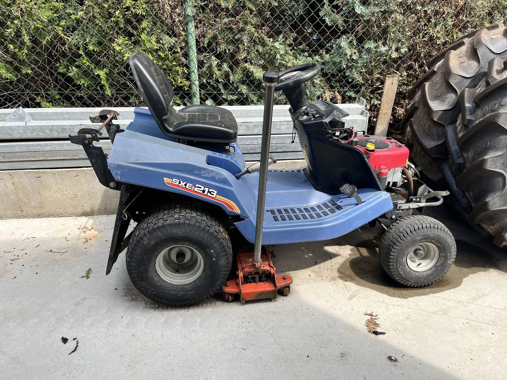 traktorek kosiarka iseki  sxe 213