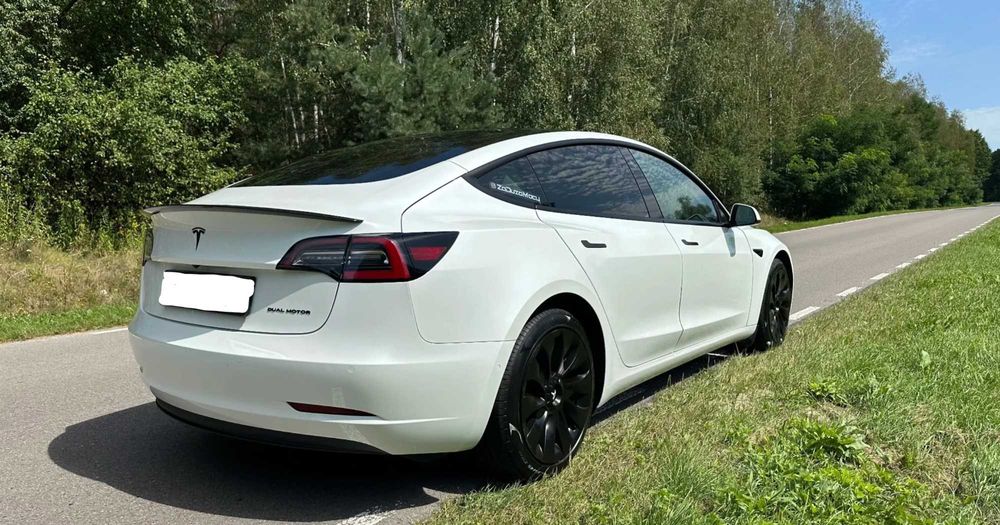 Tesla Model 3 Long Range