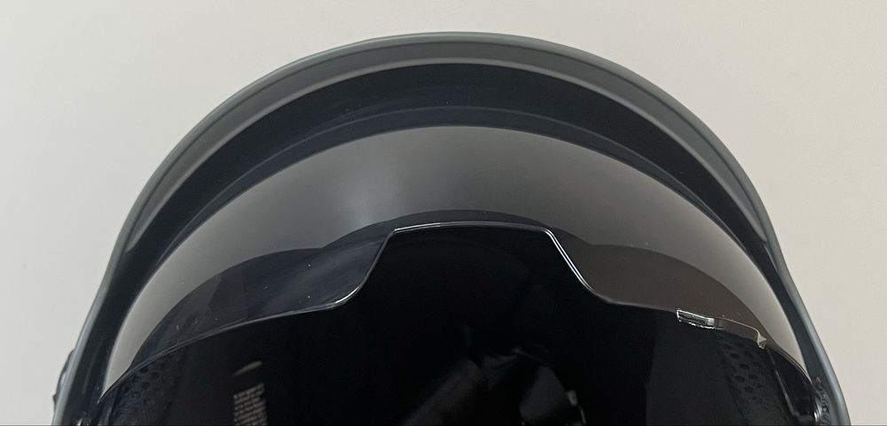 Westt Escape kask sportowy szary L-XL 59-62cm z daszkiem
