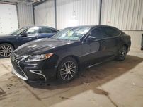 Автомобіль 2016 Lexus ES 350