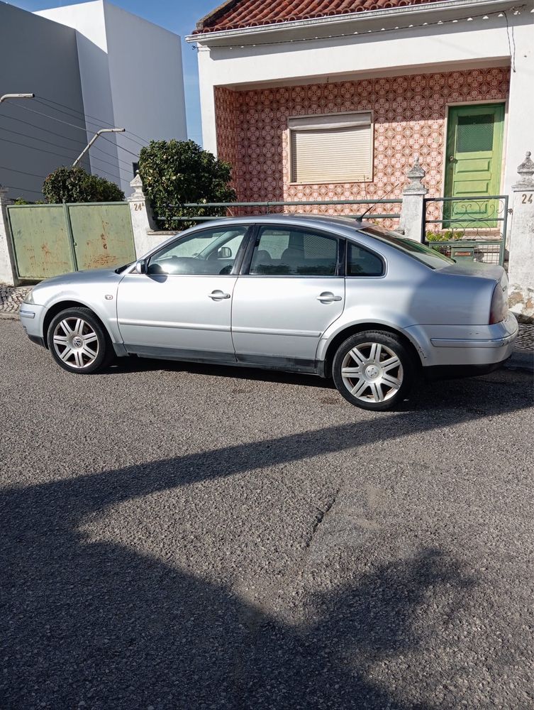 Vw passat 1.9 tdi. 130 cv