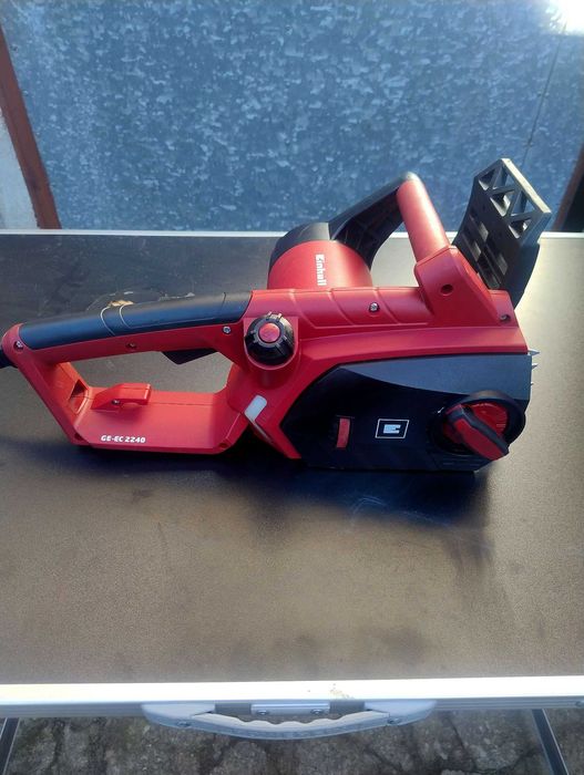 Piła elektryczna łańcuchowa EINHELL GE-EC 2240