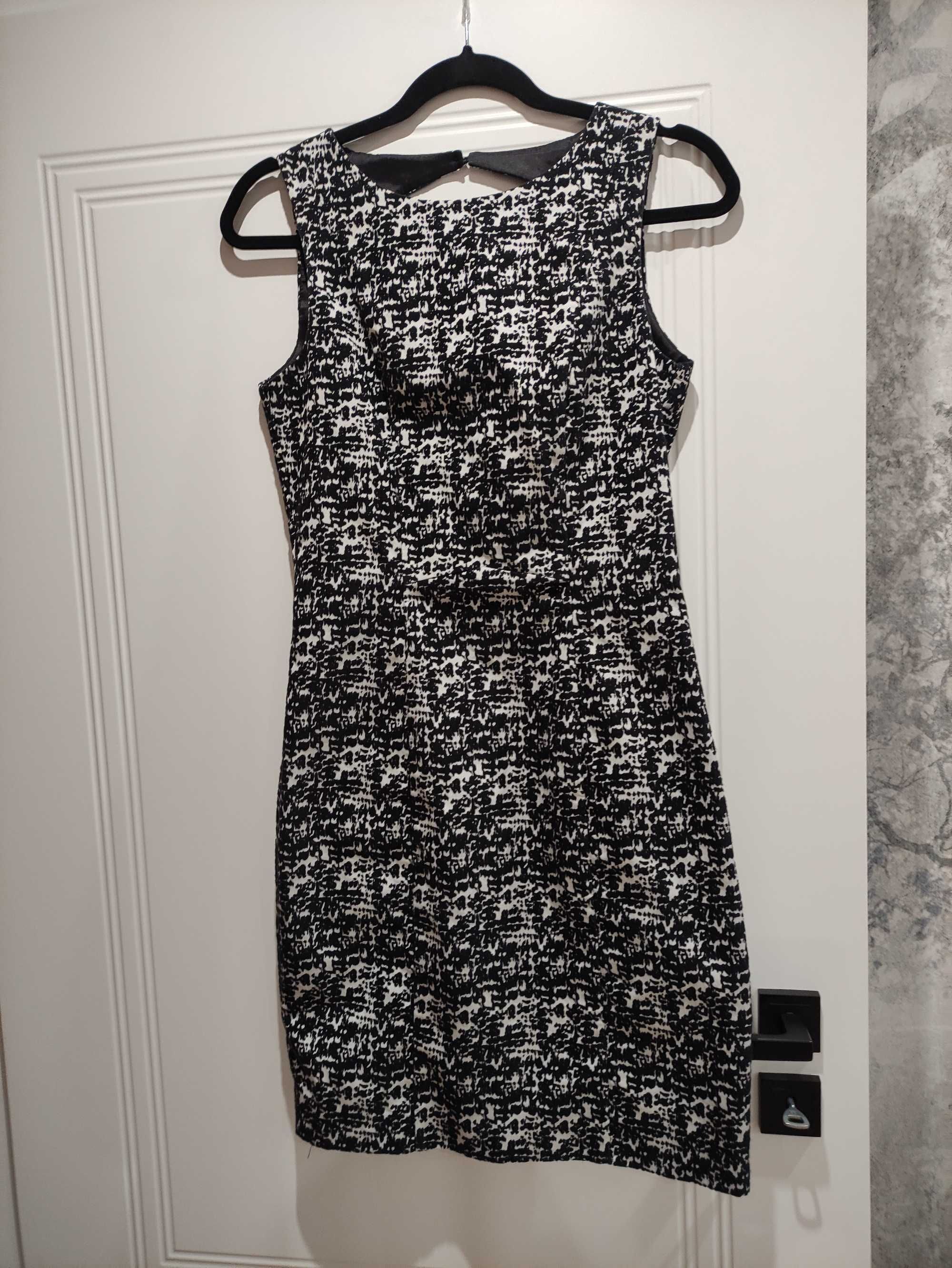 Sukienka czarno-biała H&M